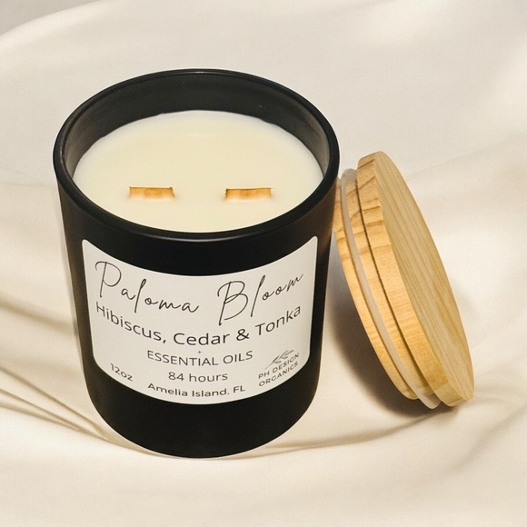Paloma Bloom Organic Candle- notes‎ of  Grapefruit, Violet & Green Vines - Picture 4 of 4